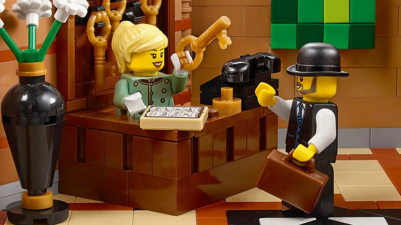 LEGO® Icons Boutique Hotel (10297)