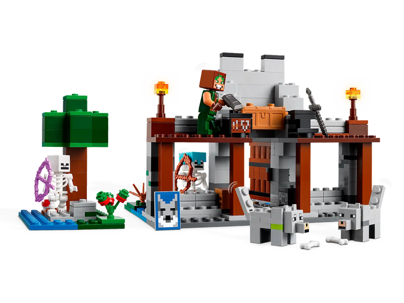 LEGO® Minecraft The Wolf Stronghold (21261)