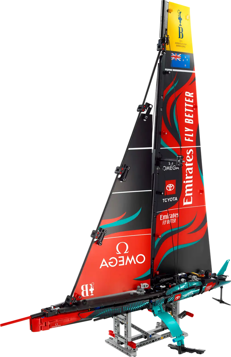 LEGO® Technic Emirates Team New Zealand AC75 Yacht (42174)