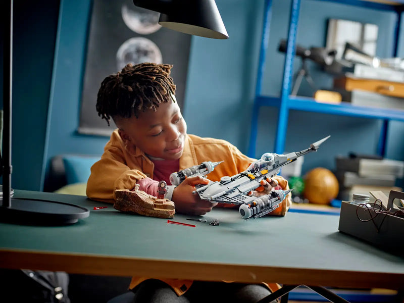 LEGO® Star Wars The Mandalorian’s N-1 Starfighter (75325)