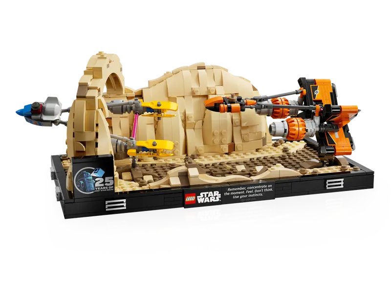 LEGO® Star Wars™ Mos Espa Podrace Diorama (75380)