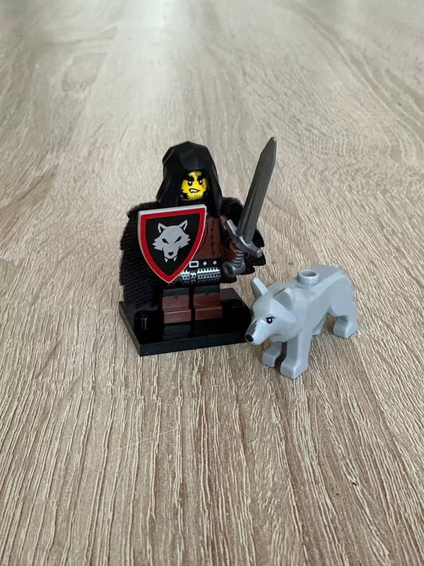Wolfpack Beastmaster set - LEGO® Minifigures Series 27 (71048) (New and sealed minifigure)